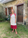 Apron printed with the herb and spice chart from Vivre sur la Terre, the French edition of Living on the Earth (print on demand)